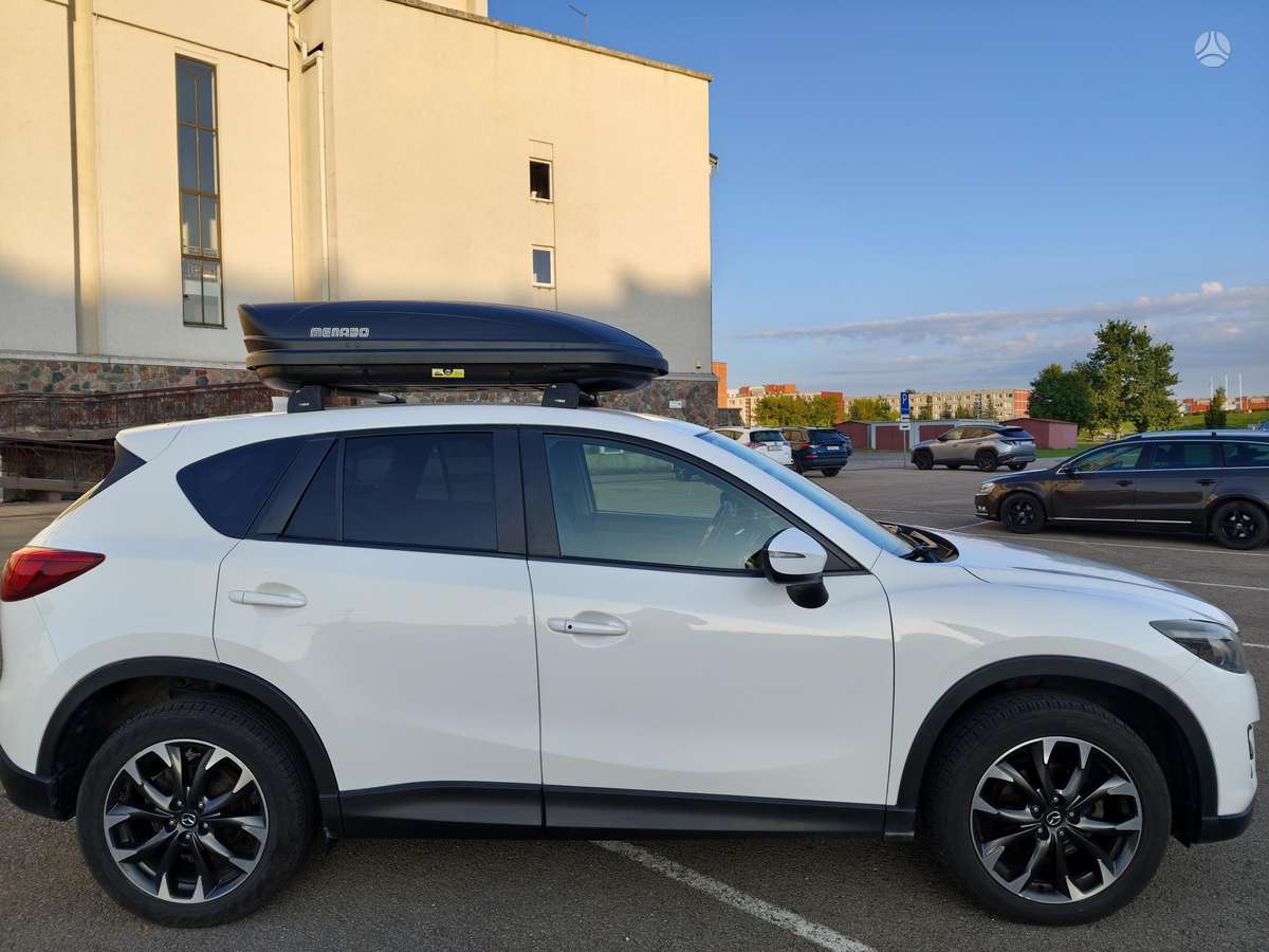 Mazda CX-5, 2.2 l., off-road / crossover