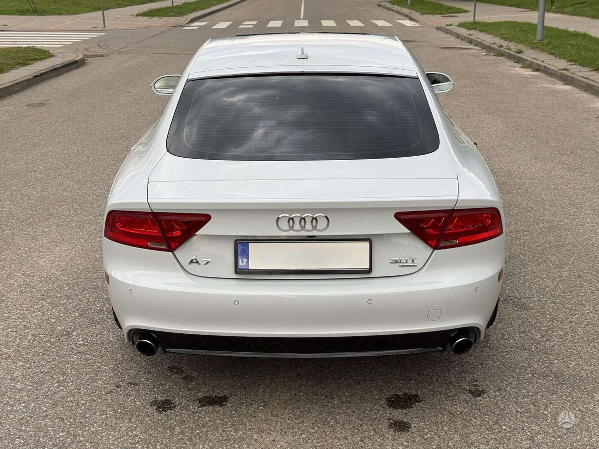Audi A7, 3.0 l., Седан