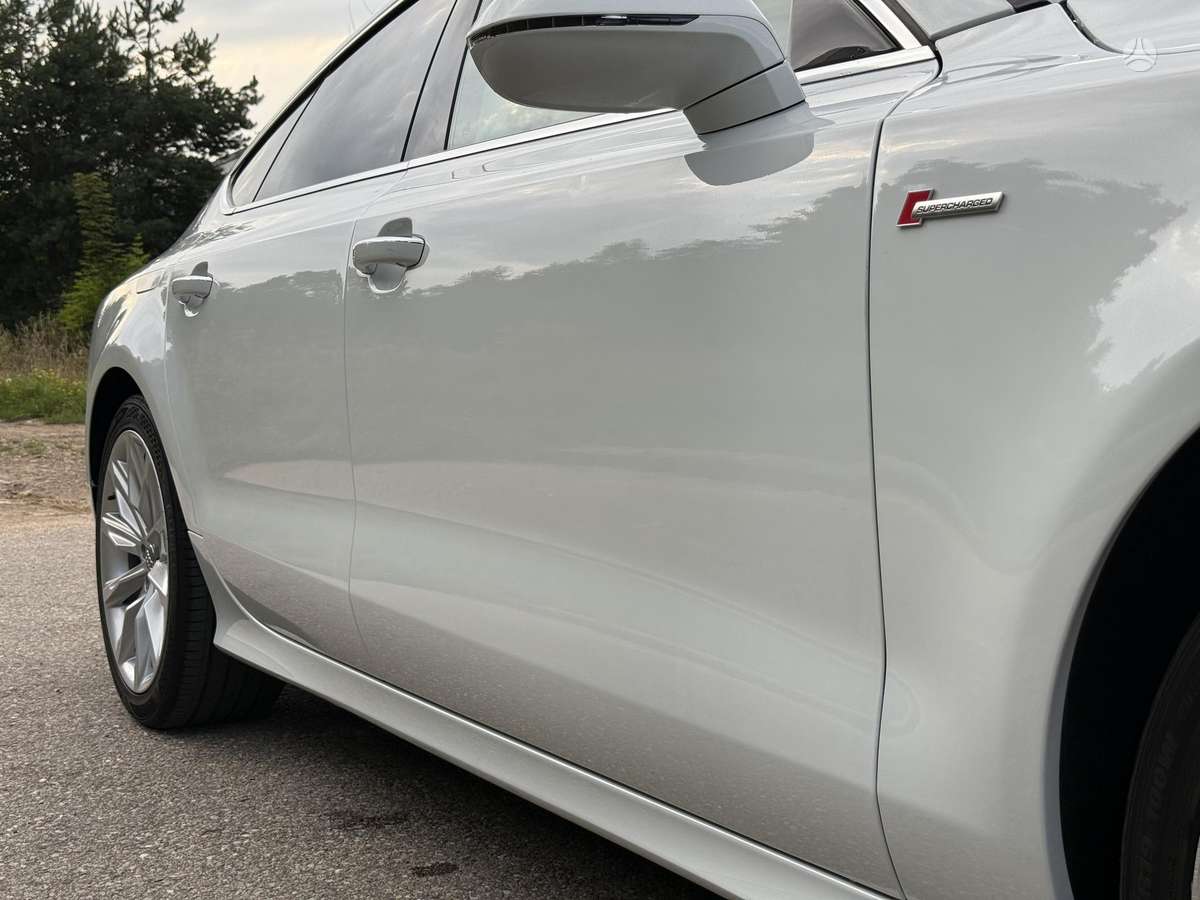 Audi A7, 3.0 l., Седан