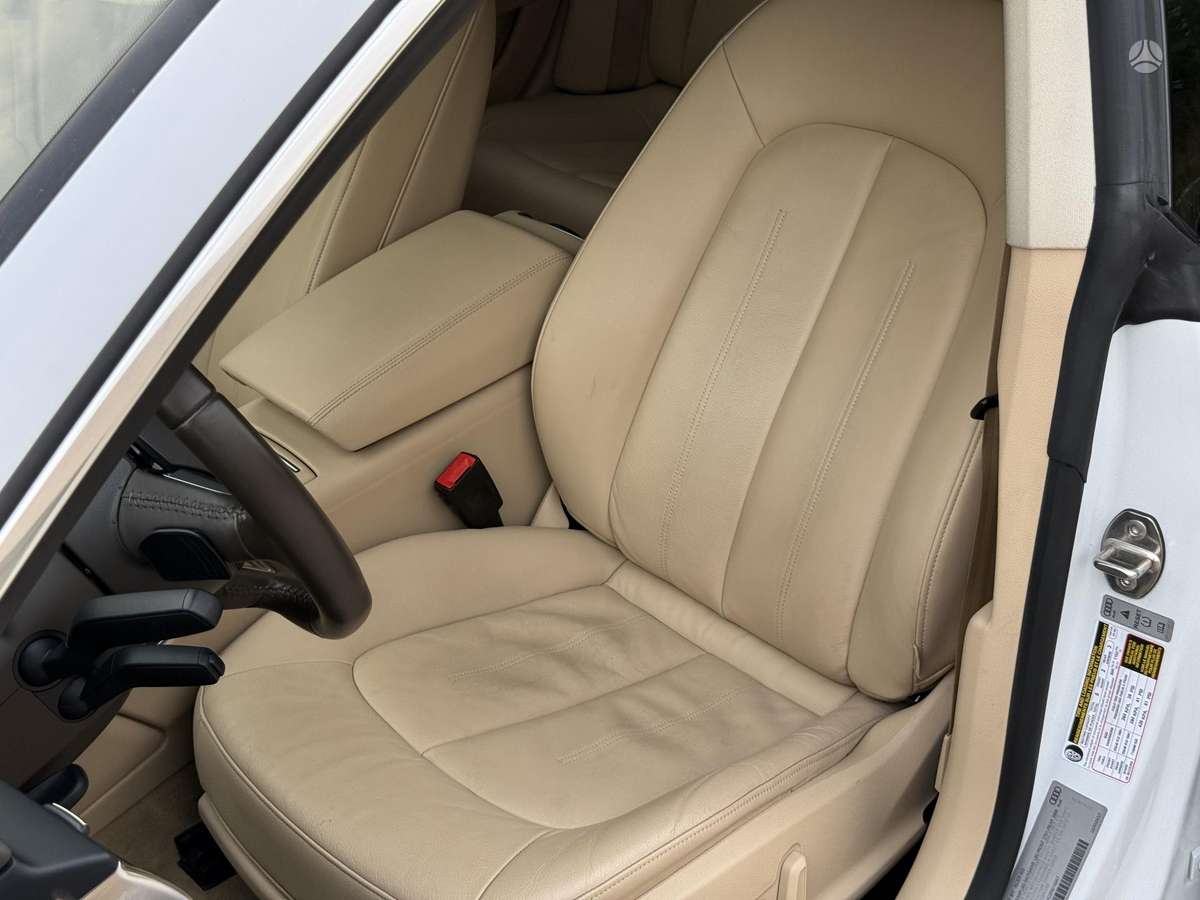 Audi A7, 3.0 l., Седан
