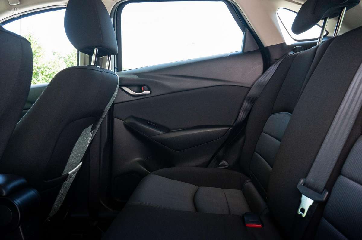 Mazda CX-3, 2.0 l., Внедорожник / Кроссовер