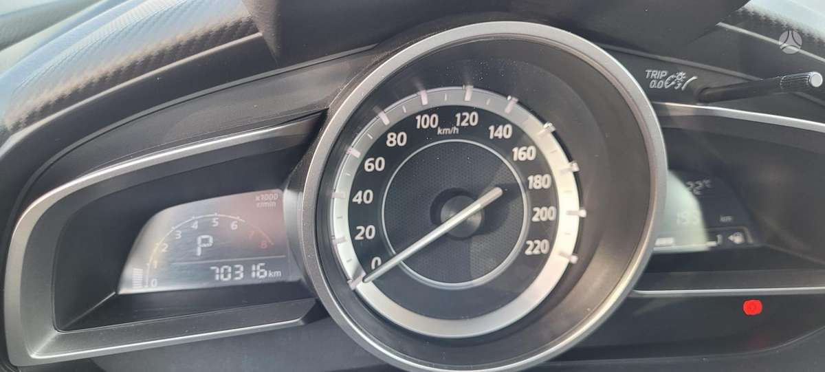 Mazda CX-3, 2.0 l., off-road / crossover