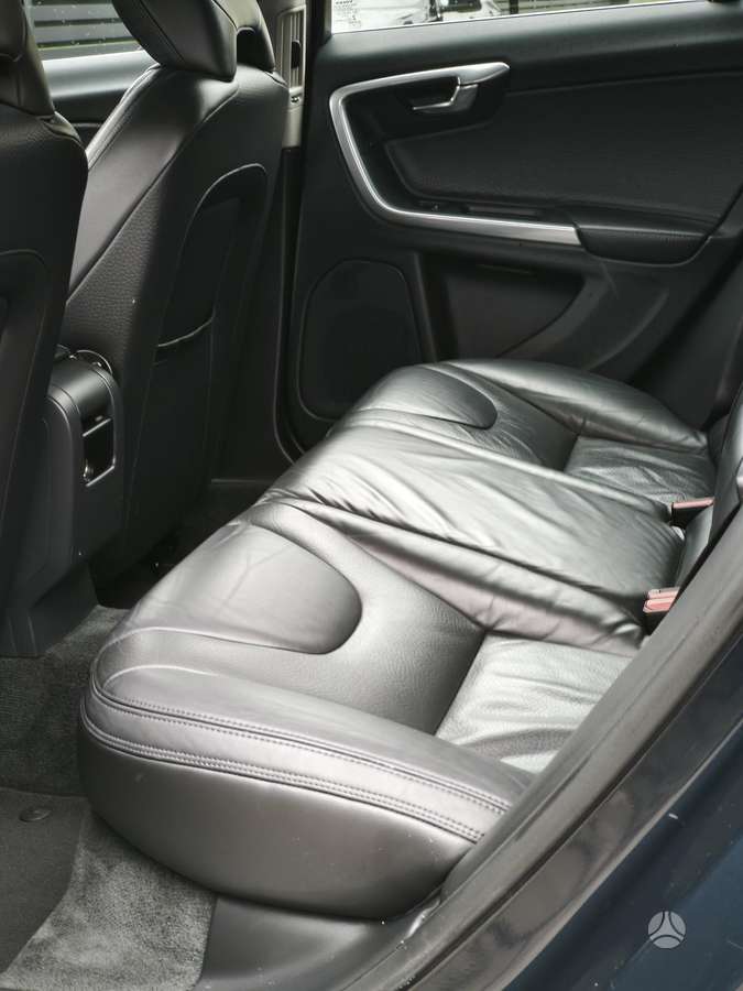 Volvo V60, 2.4 l., Универсал