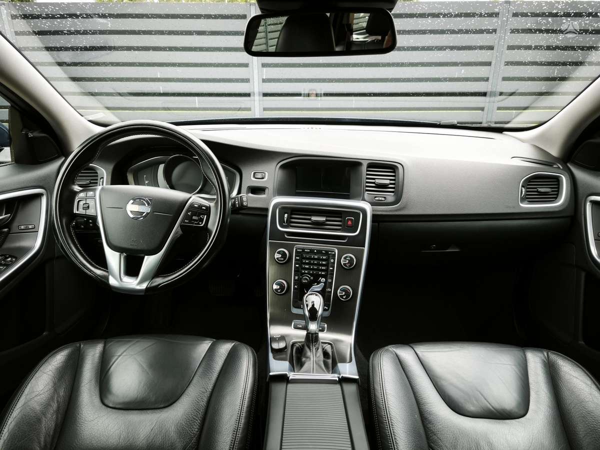 Volvo V60, 2.4 l., Универсал