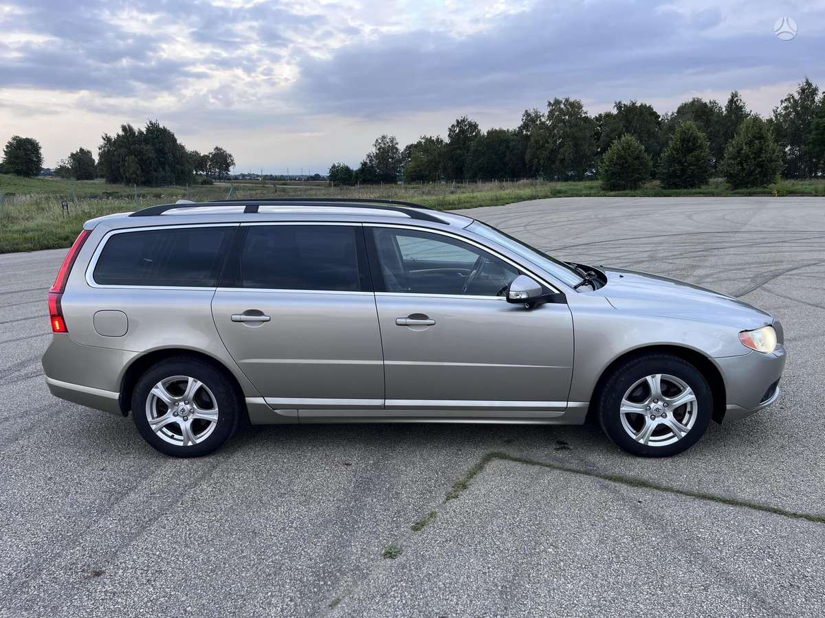 Volvo V70, 2.4 l., Универсал
