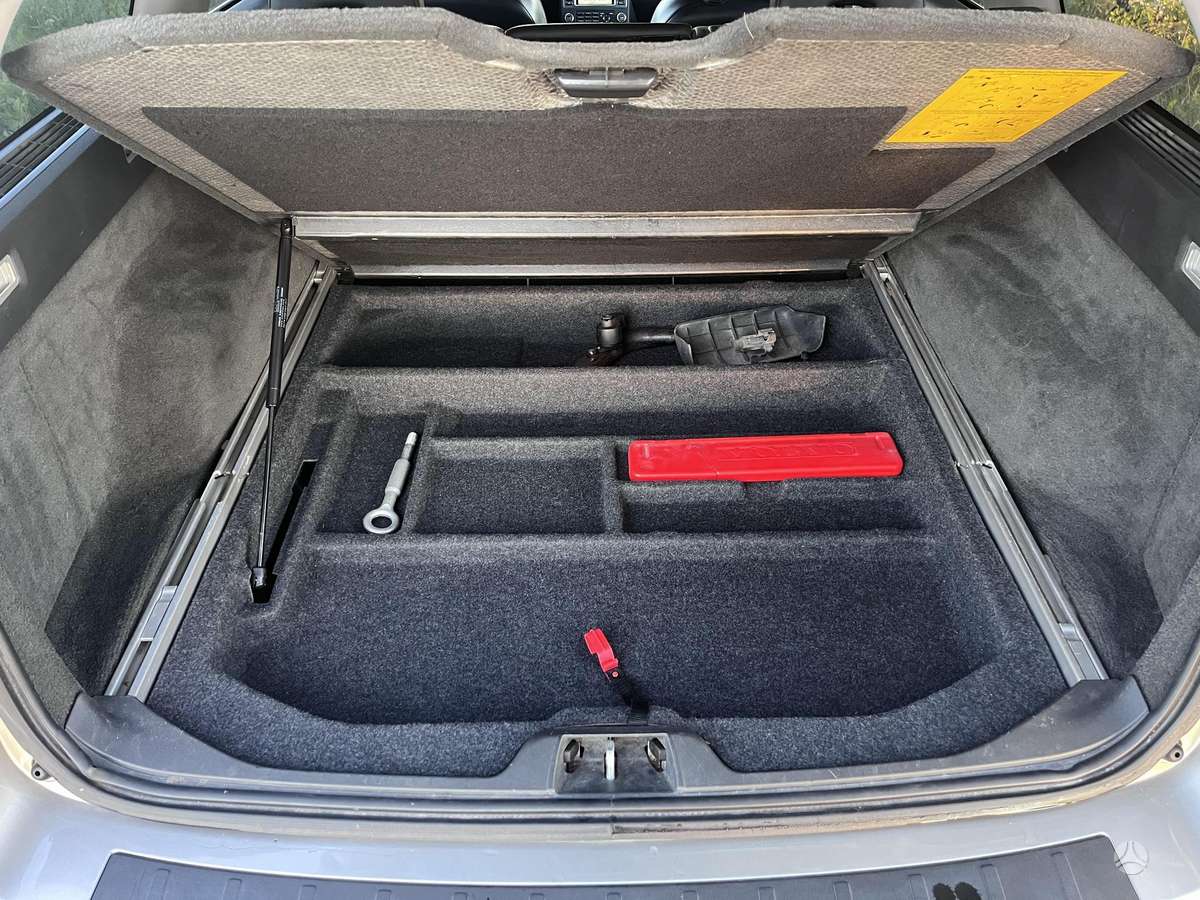 Volvo V70, 2.4 l., wagon