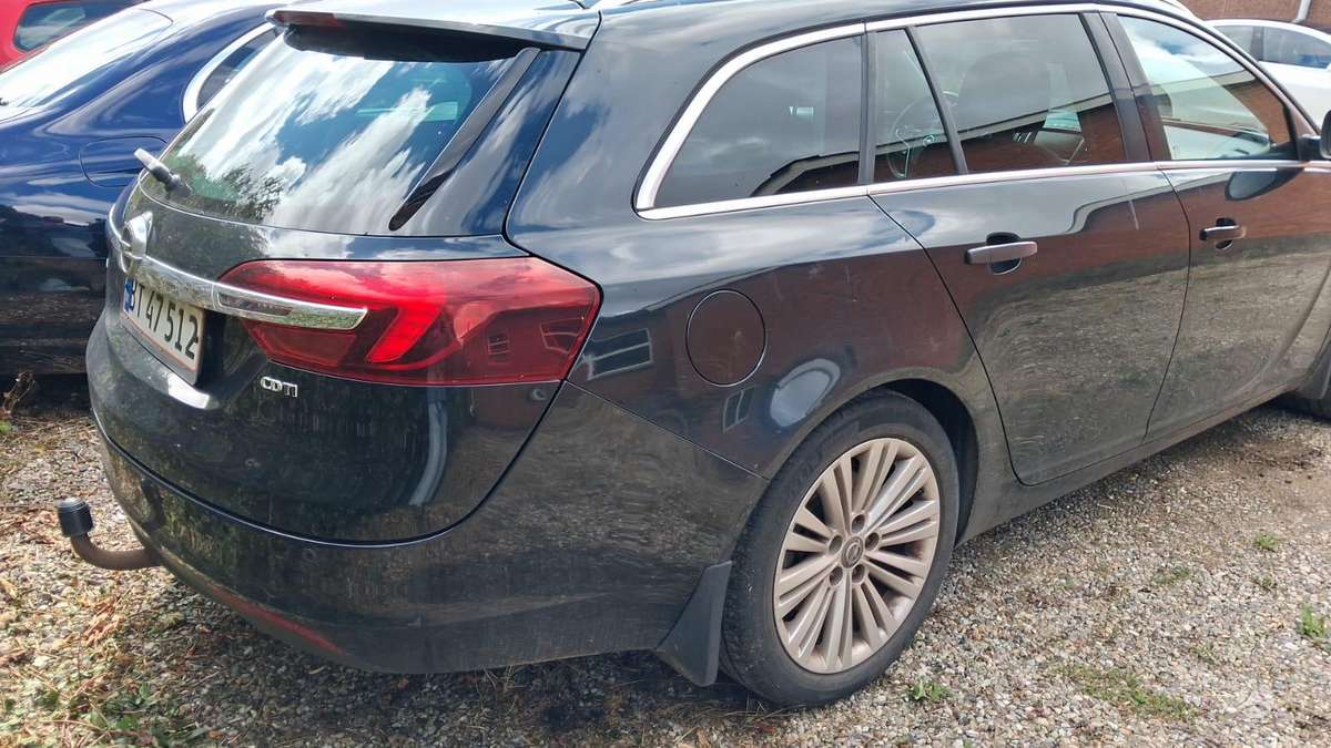 Opel Insignia, 2.0 l., Универсал