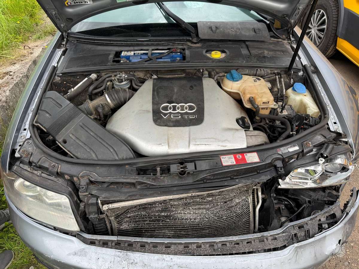 Audi A4, 2.5 l., Универсал
