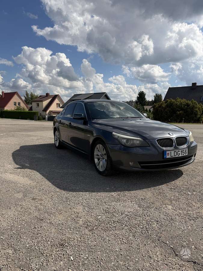 BMW 525, 3.0 l., Седан