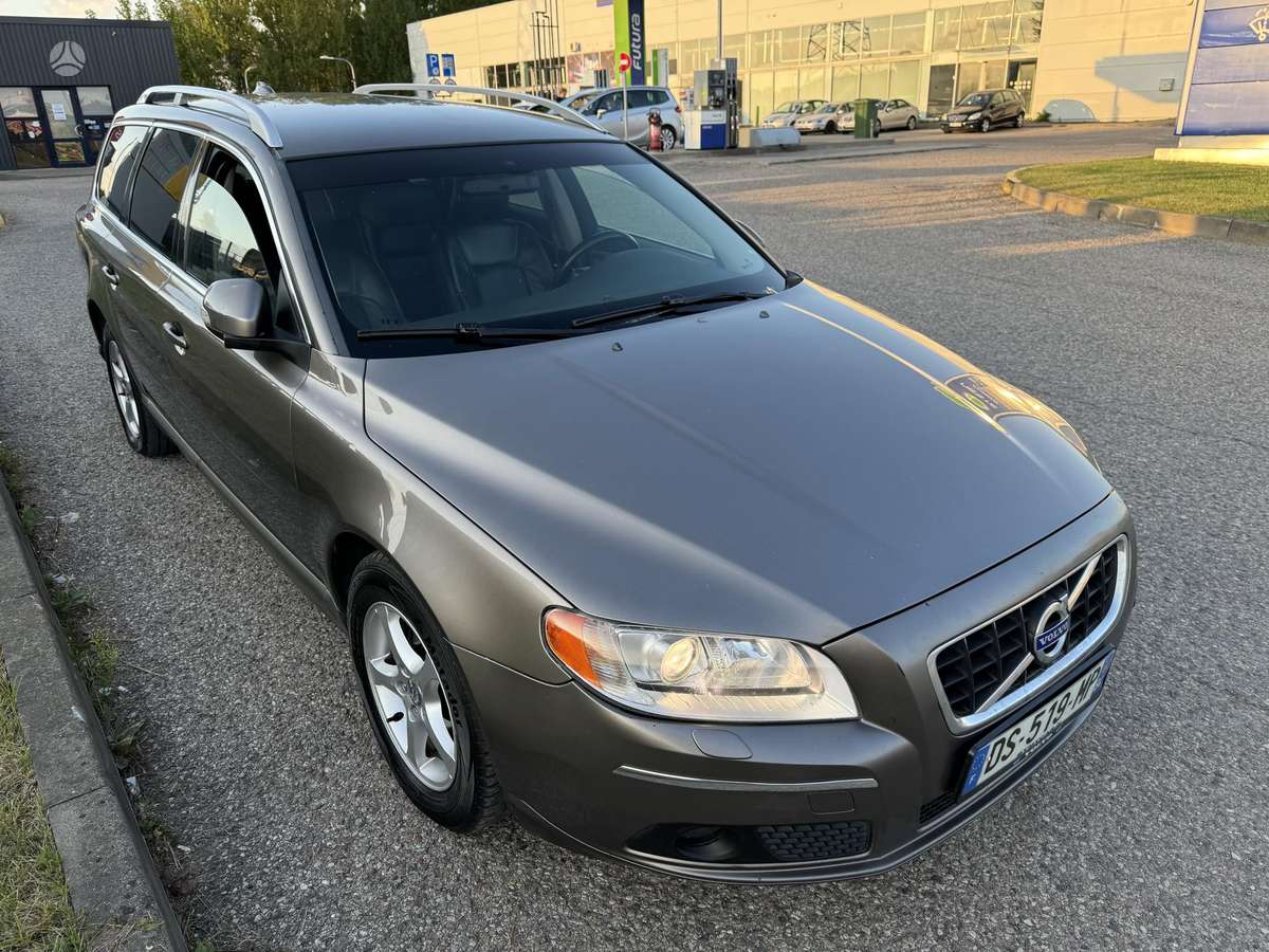 Volvo V70, 2.4 l., Универсал