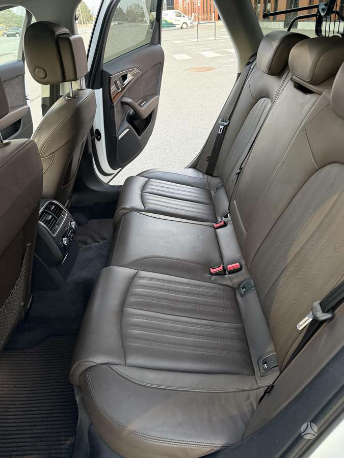 Audi A6 allroad, 3.0 l., Универсал