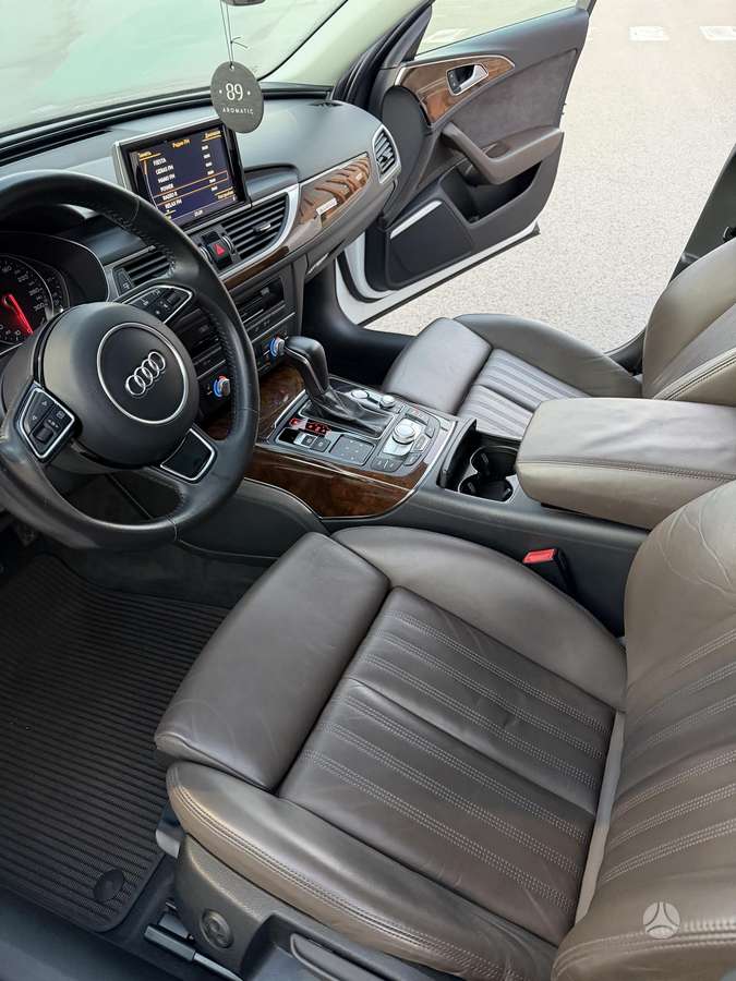 Audi A6 allroad, 3.0 l., Универсал
