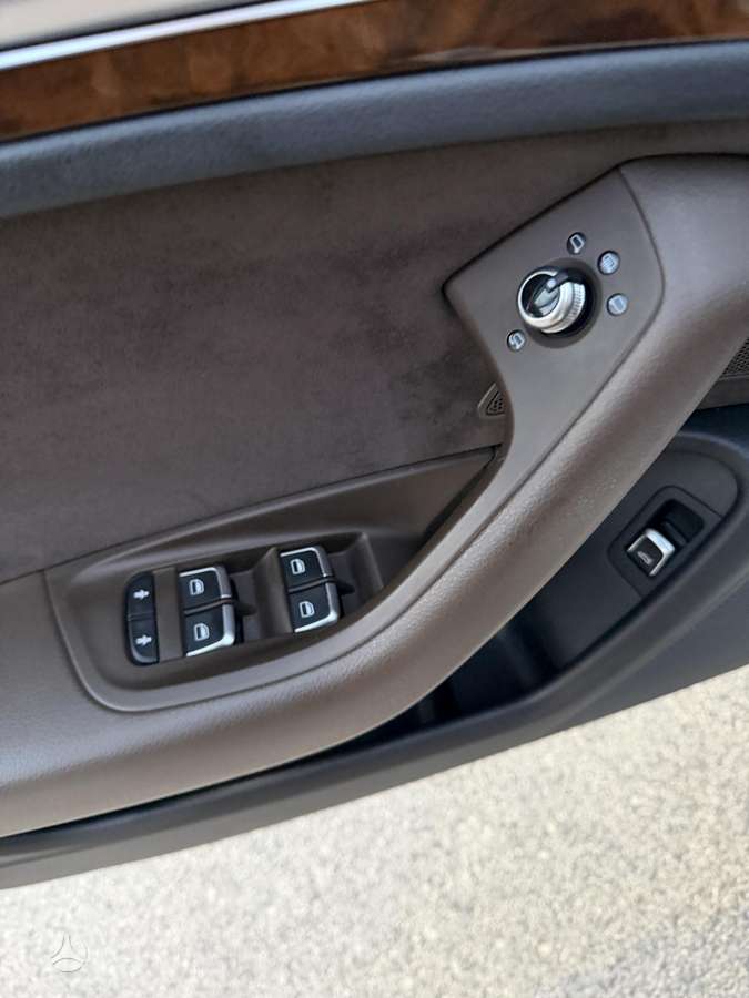 Audi A6 allroad, 3.0 l., Универсал