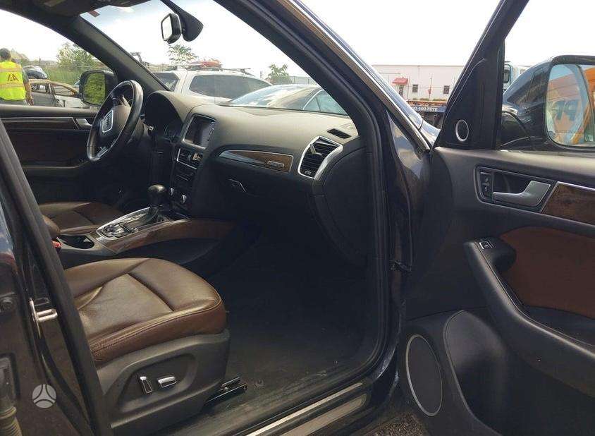 Audi Q5, 2.0 l., Внедорожник / Кроссовер