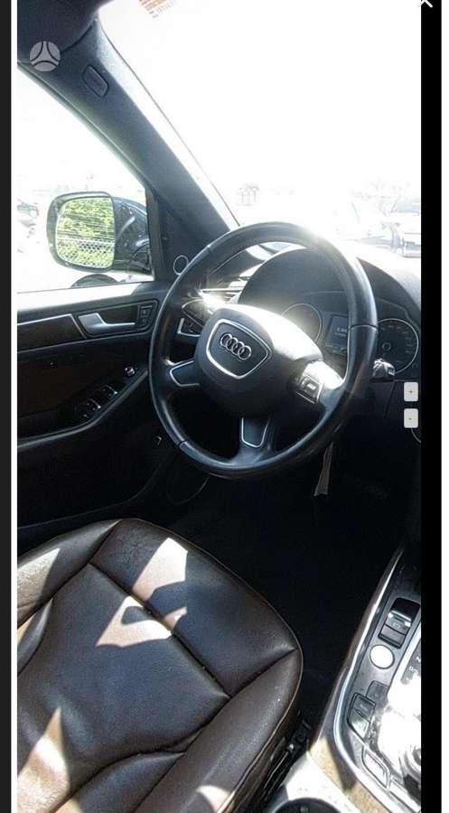 Audi Q5, 2.0 l., off-road / crossover
