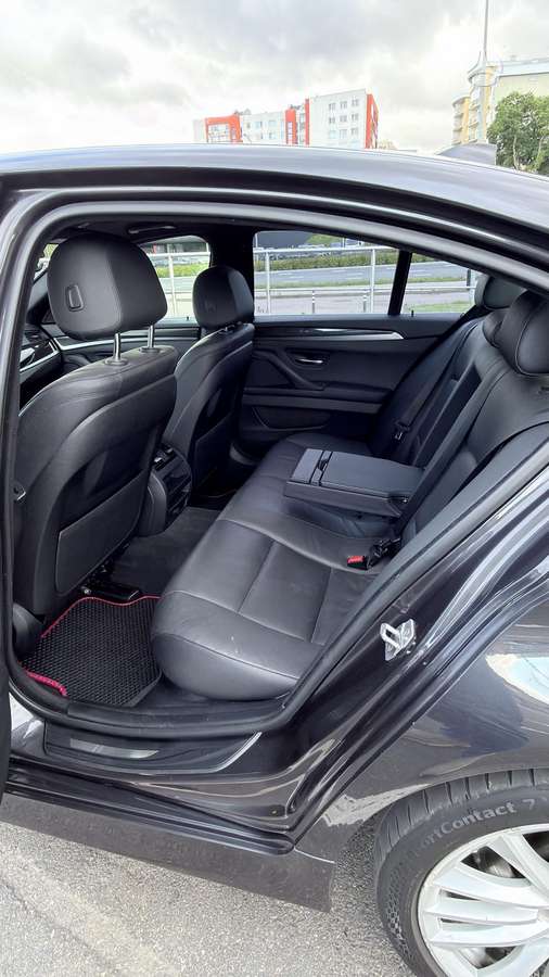 BMW 528, 2.0 l., saloon / sedan