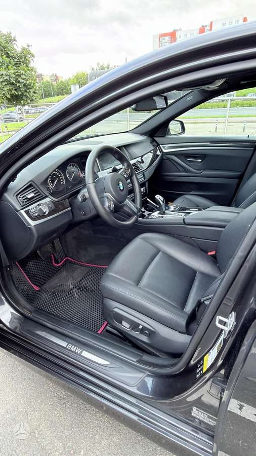 BMW 528, 2.0 l., saloon / sedan