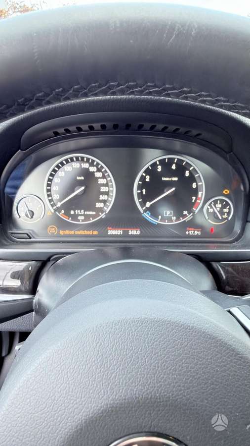 BMW 528, 2.0 l., saloon / sedan