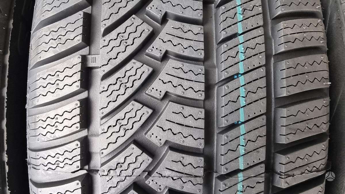 Sunfull SF 982, winter 225/50 R17