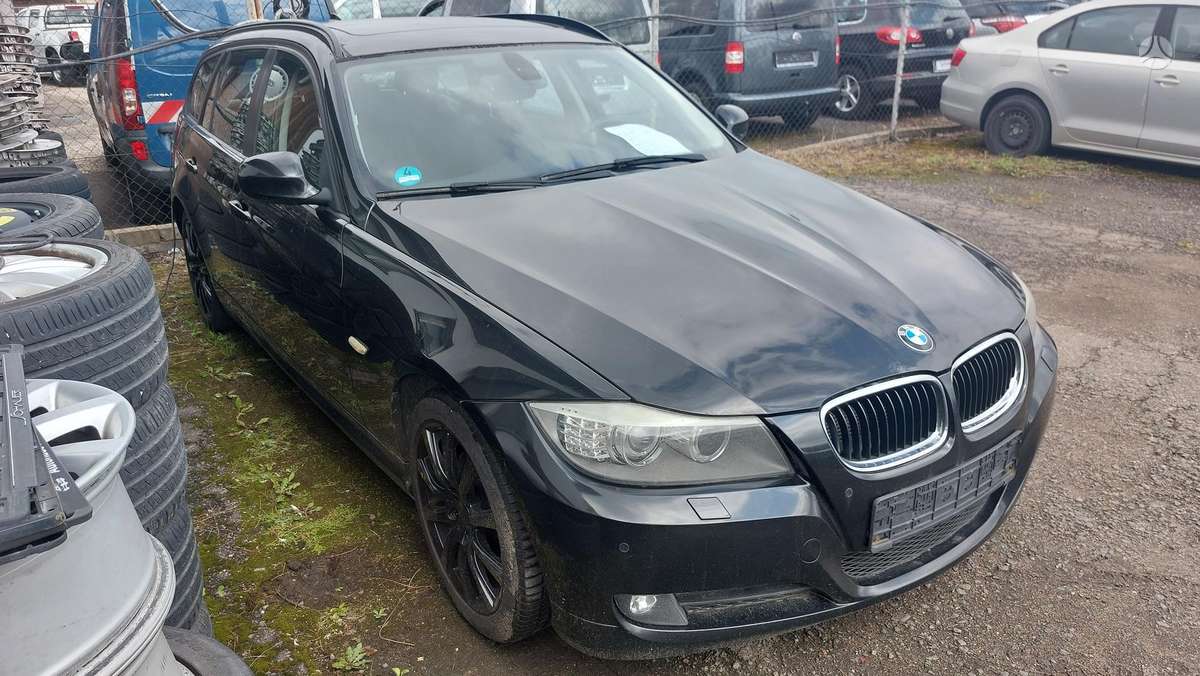 BMW 318, 2.0 l., wagon