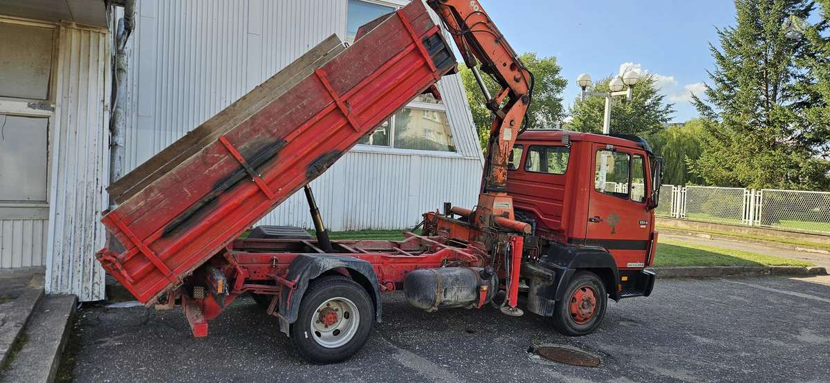 Mercedes-Benz 814, dumpers with crane