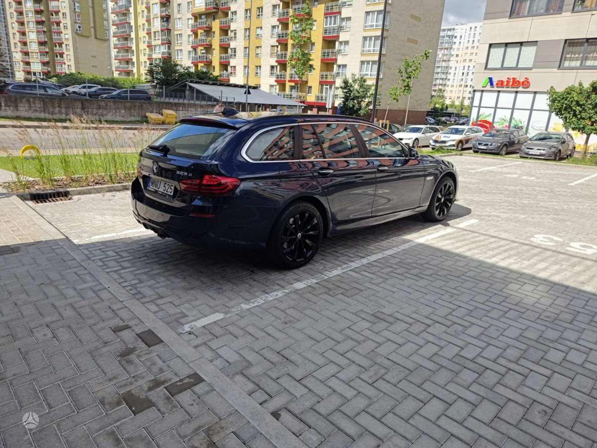 BMW 525, 2.0 l., Универсал