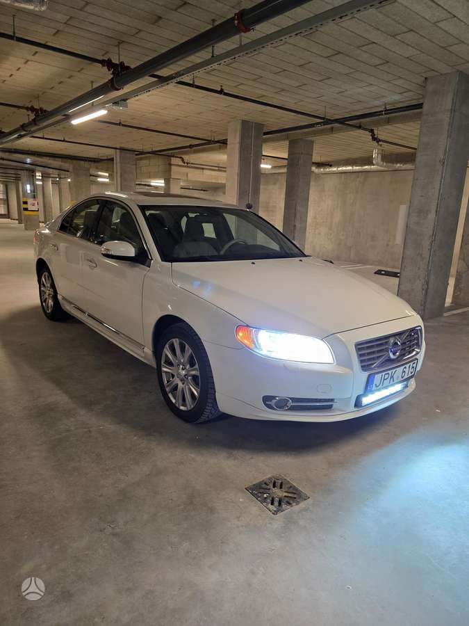 Volvo S80, 3.2 l., Седан