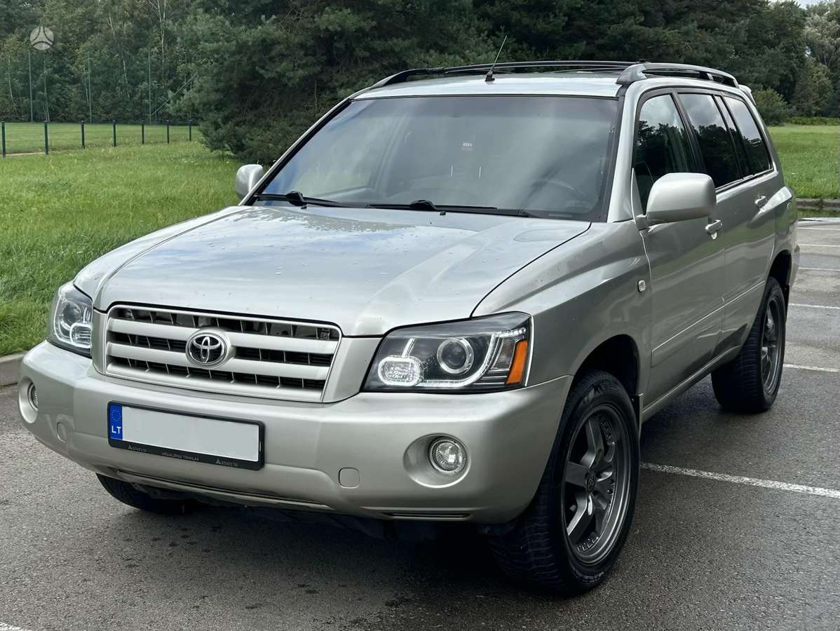 Toyota Highlander - 1