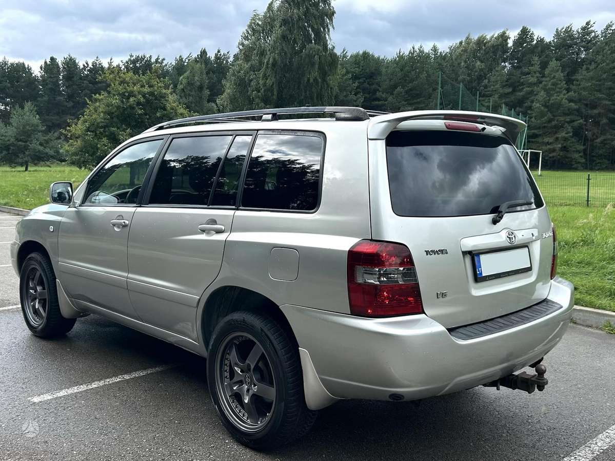 Toyota Highlander - 4