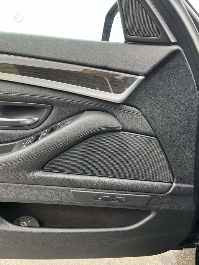 BMW 525, 2.0 l., Универсал