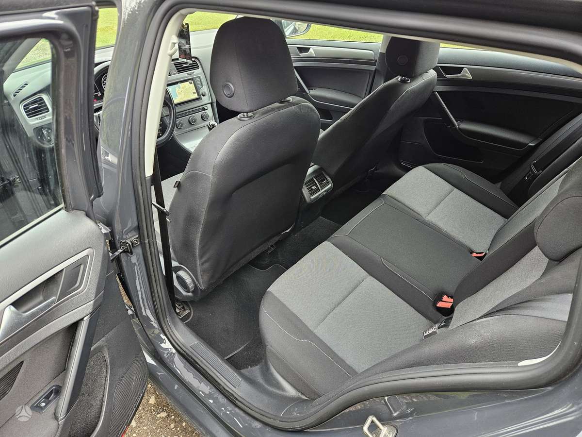 Volkswagen Golf, 1.6 l., Универсал