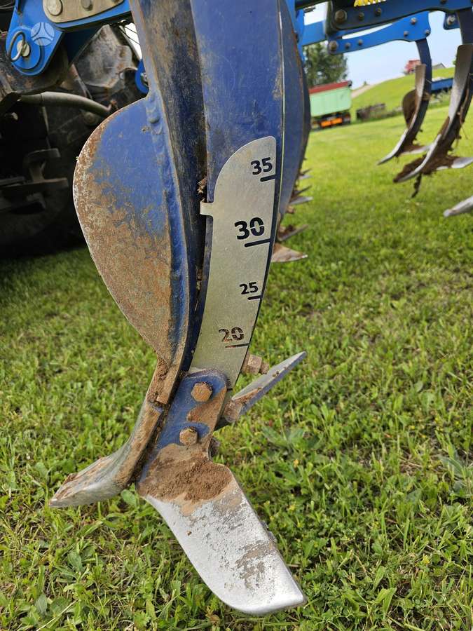 Farmet Triolent 400, žemės dirbimo / ruošimo technika