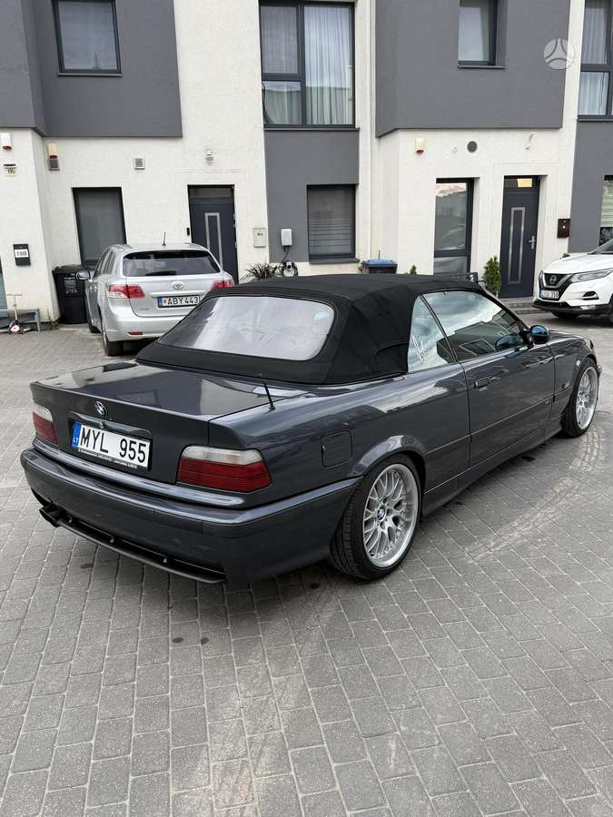 BMW 320, 2.0 l., convertible