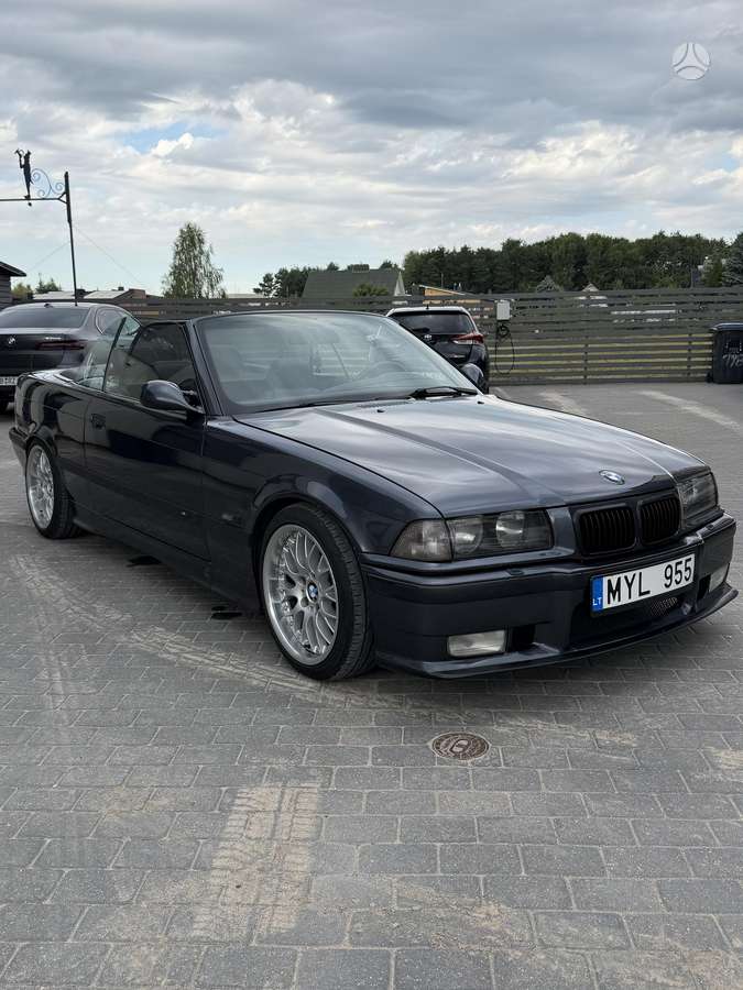 BMW 320, 2.0 l., convertible