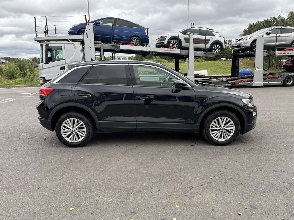Volkswagen T-Roc - 6