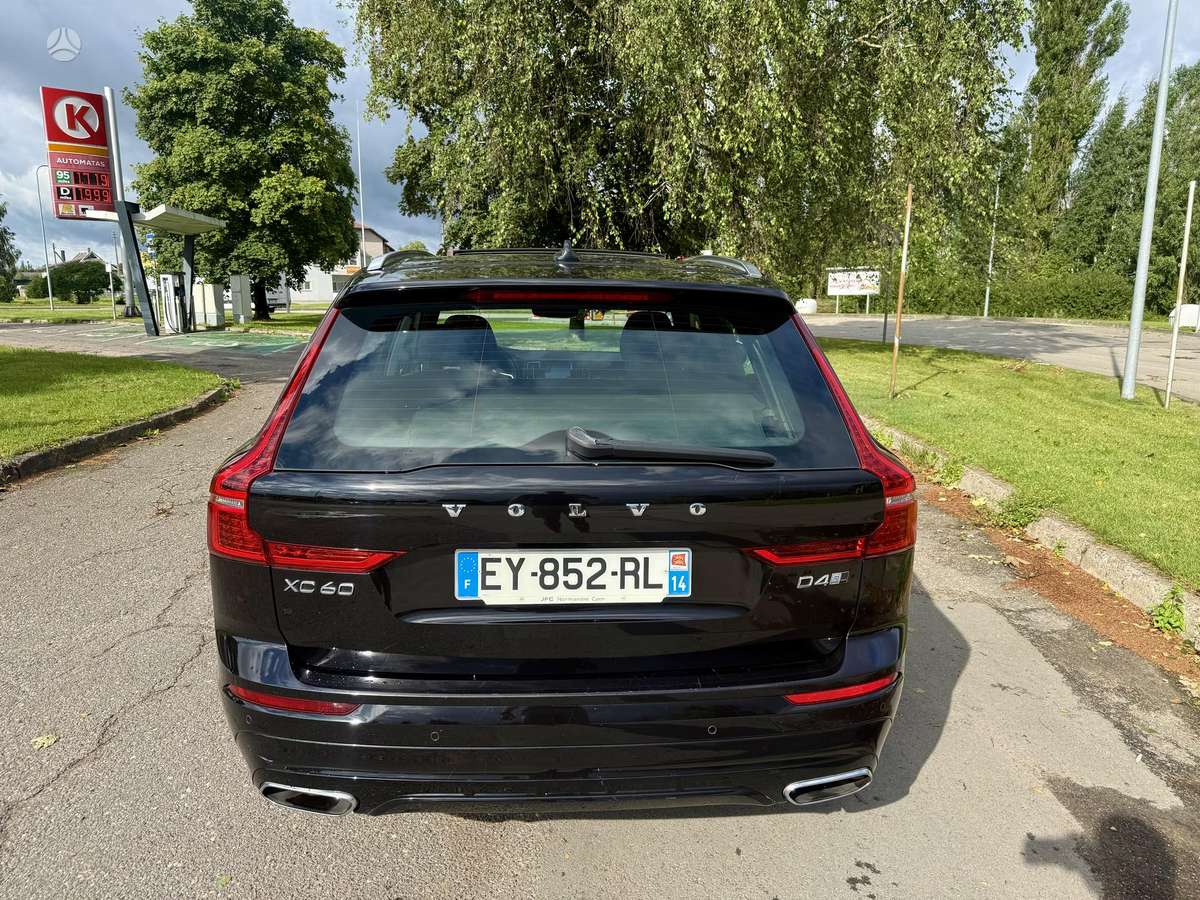 Volvo XC60 - 8