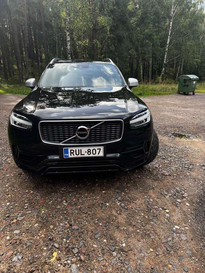 Volvo XC90 - 2