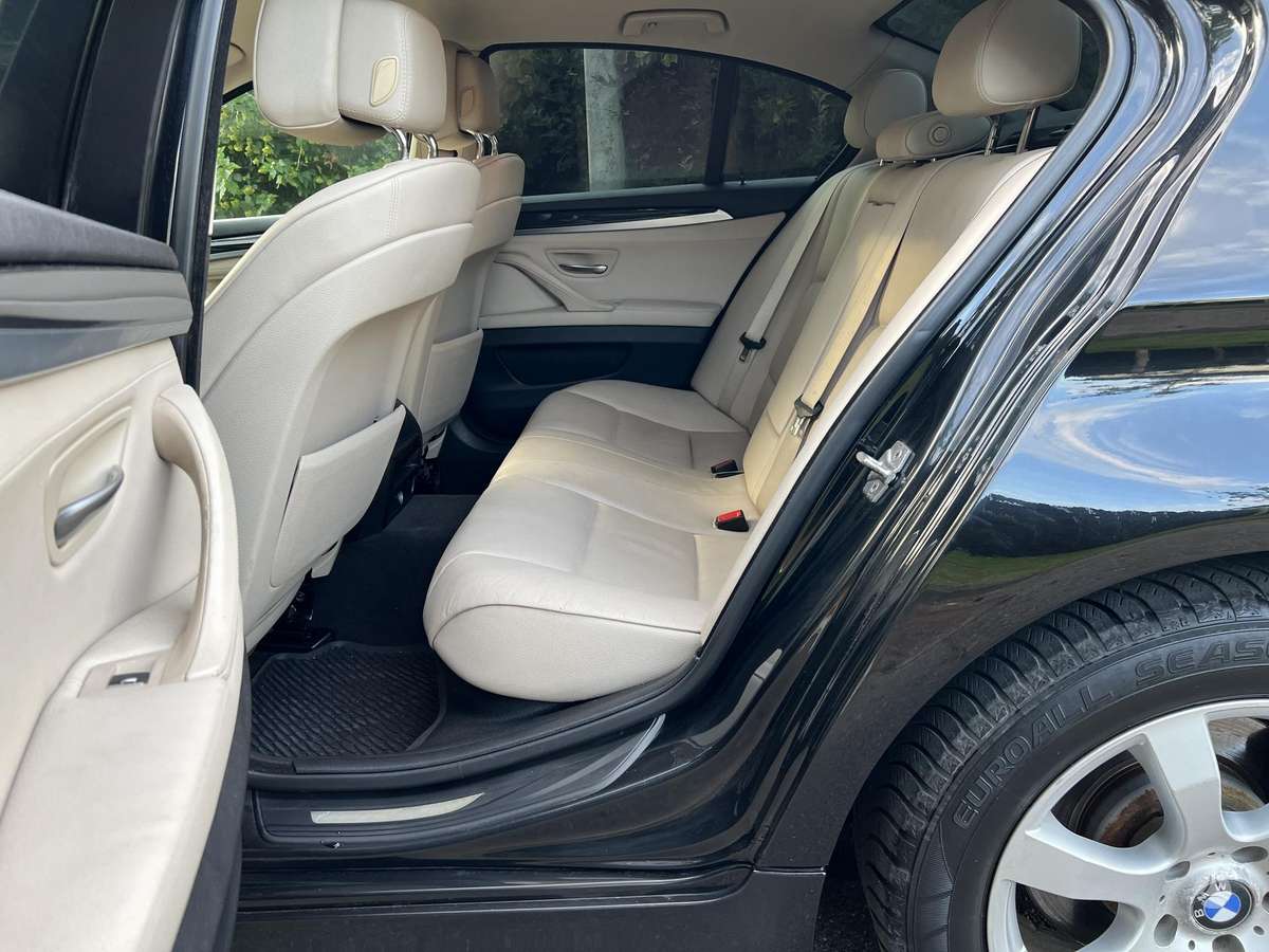 BMW 520, 2.0 l., Седан