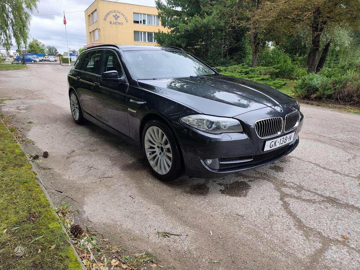 BMW 520, 2.0 l., Универсал