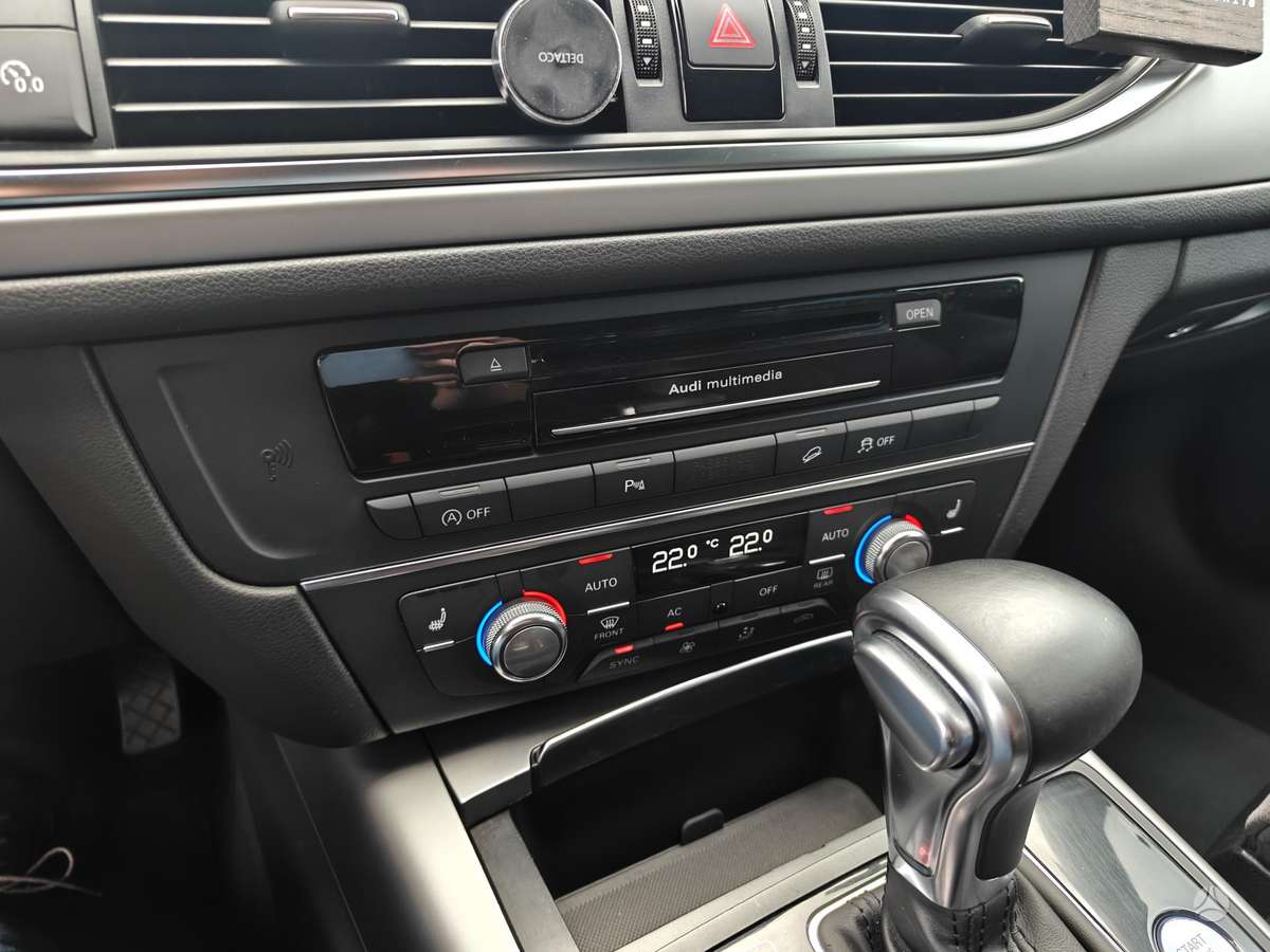 Audi A6 allroad, 3.0 l., Универсал