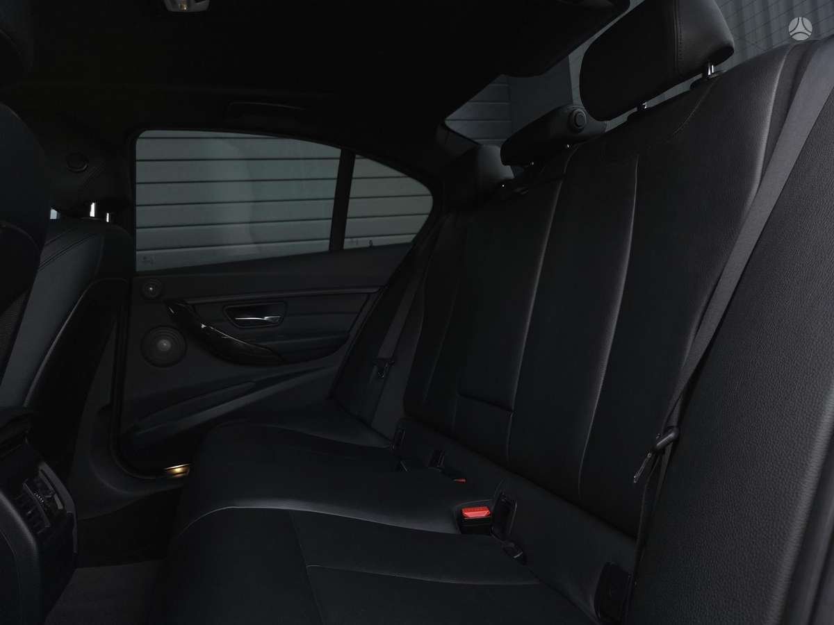 BMW 320, 2.0 l., Седан