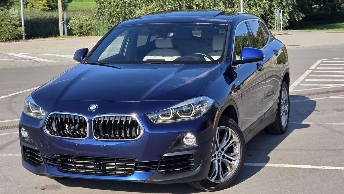 BMW X2, 2.0 l., off-road / crossover
