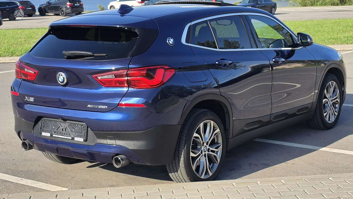 BMW X2, 2.0 l., off-road / crossover