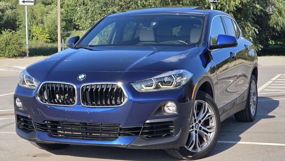 BMW X2, 2.0 l., off-road / crossover