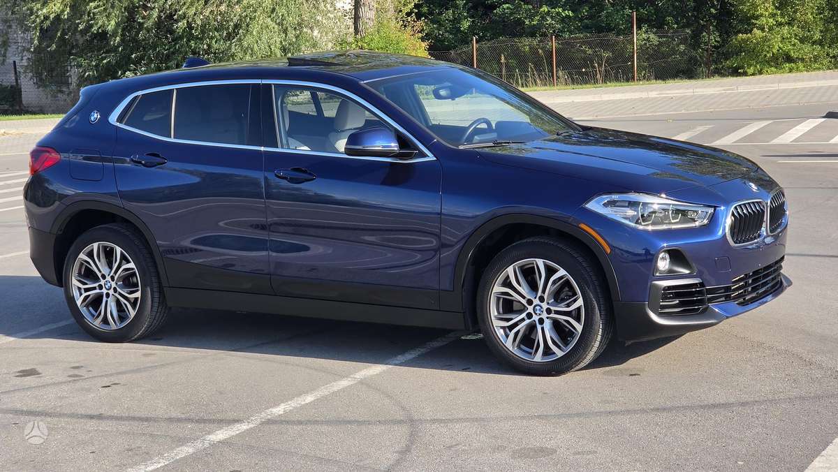 BMW X2, 2.0 l., off-road / crossover