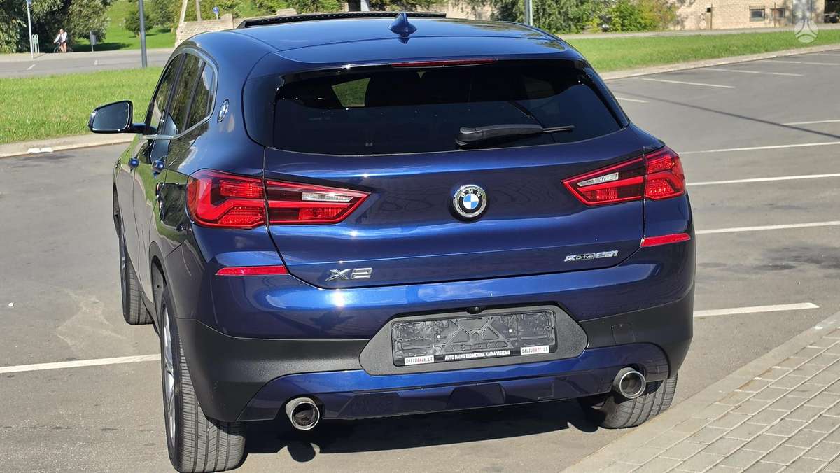 BMW X2, 2.0 l., off-road / crossover