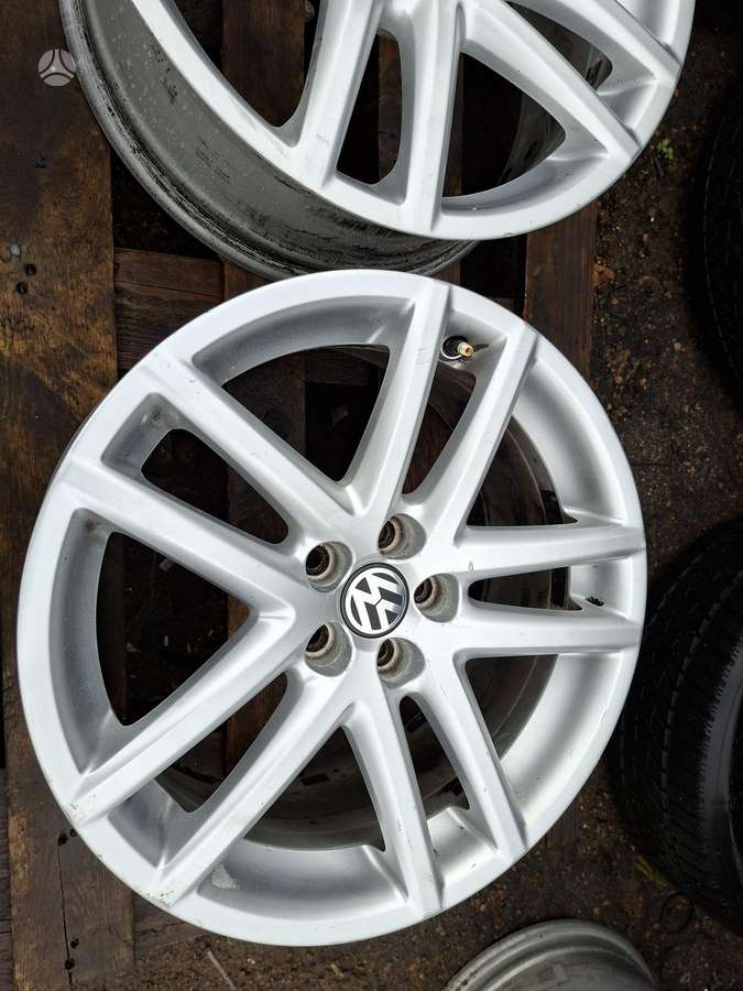 Volkswagen ET35, легкосплавные , R17