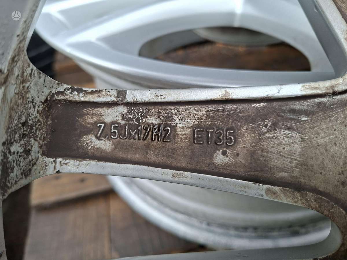 Volkswagen ET35, light alloy, R17