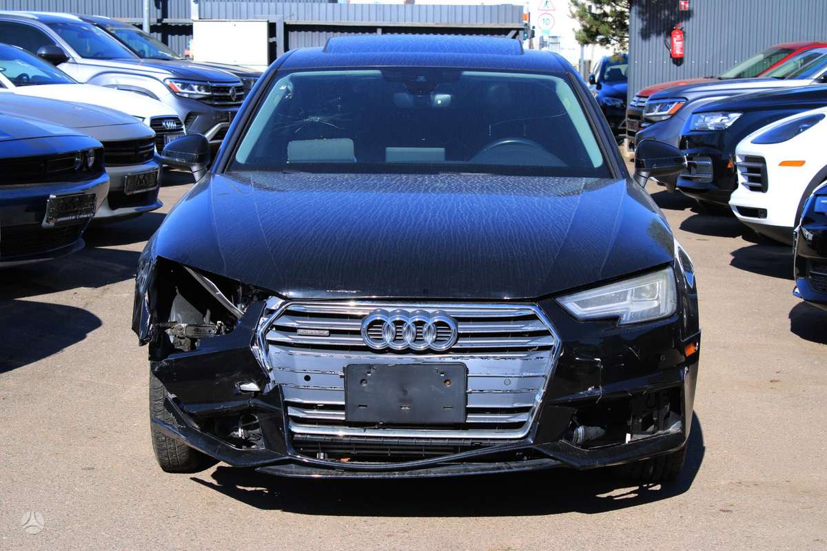 Audi A4, 2.0 l., saloon / sedan
