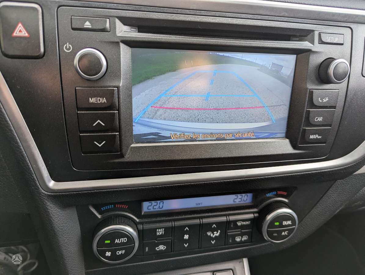 Toyota Auris - 12